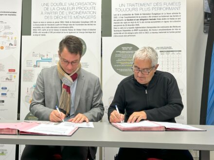 Signature de l’Entente pour le traitement des ordures ménagères par Julien VALENTIN, Président du Syvalom et de Dominique MOUSSA, Président du SMET Meuse